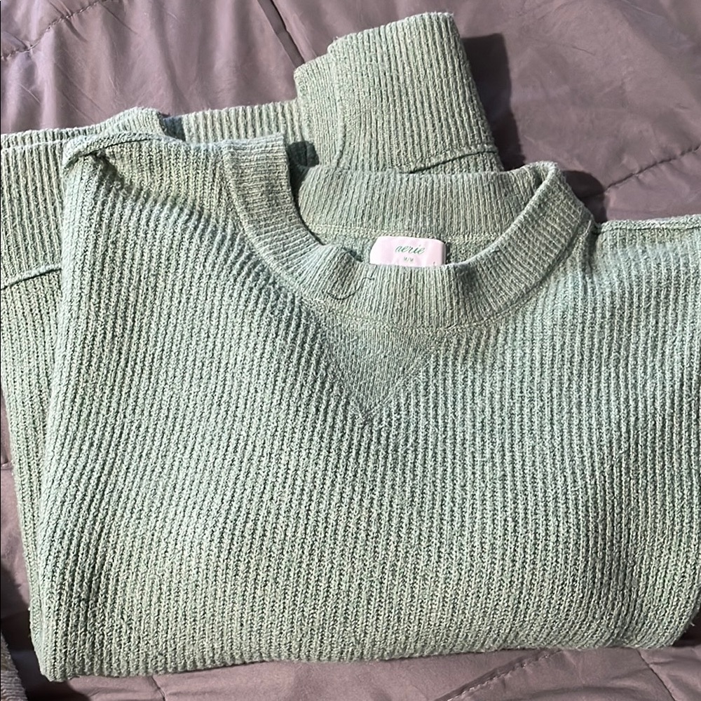 Aerie Green Sweater